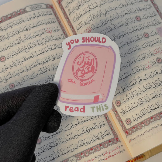 sticker Quran - L'étudiante